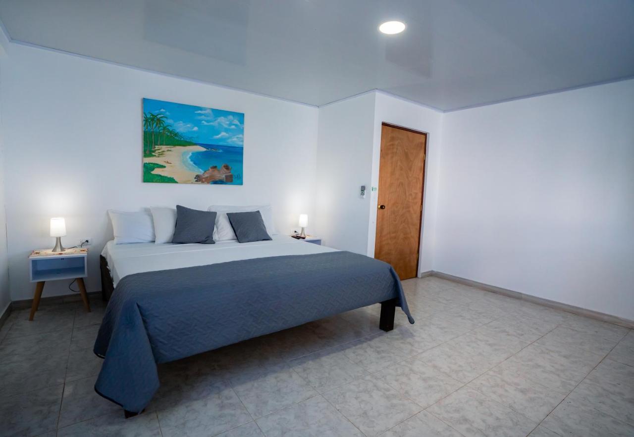 Hotel El Pirata Morgan Fresh Water Bay Exterior foto