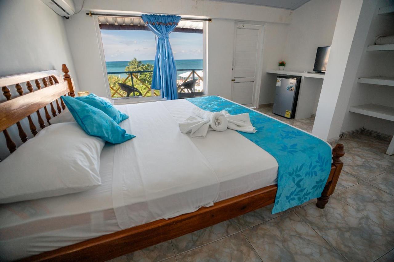 Hotel El Pirata Morgan Fresh Water Bay Exterior foto