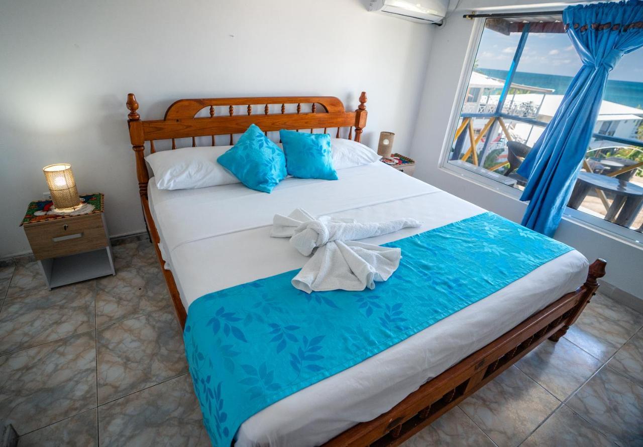 Hotel El Pirata Morgan Fresh Water Bay Exterior foto