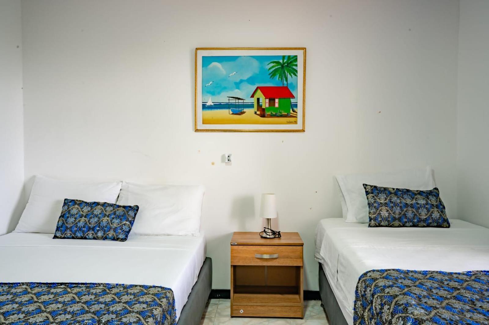 Hotel El Pirata Morgan Fresh Water Bay Exterior foto